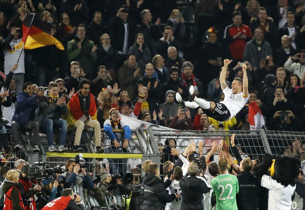 Gol Lukas Podolski memenangkan pertandingan atas Inggris, sesuai dengan 130 pertadingan yang pernah dilakoni penyerang Jerman tersebut