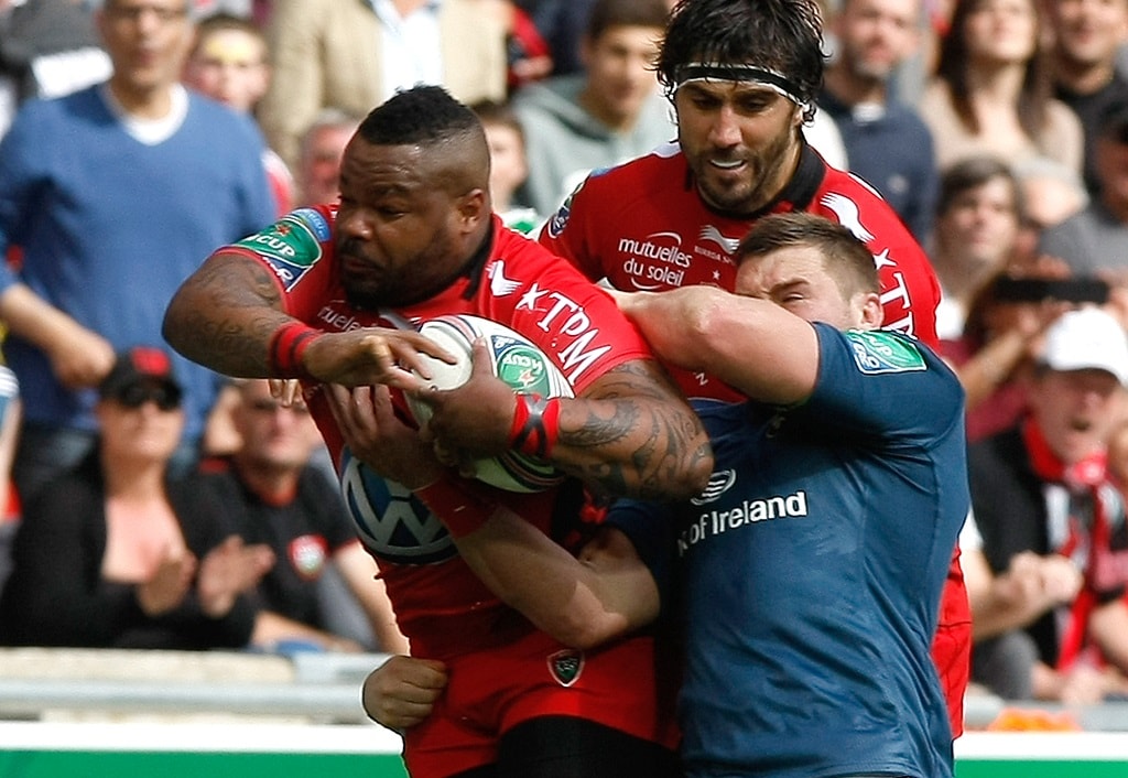 Scarlets' Steff Evans will be a big threat to sports betting favourites Munster