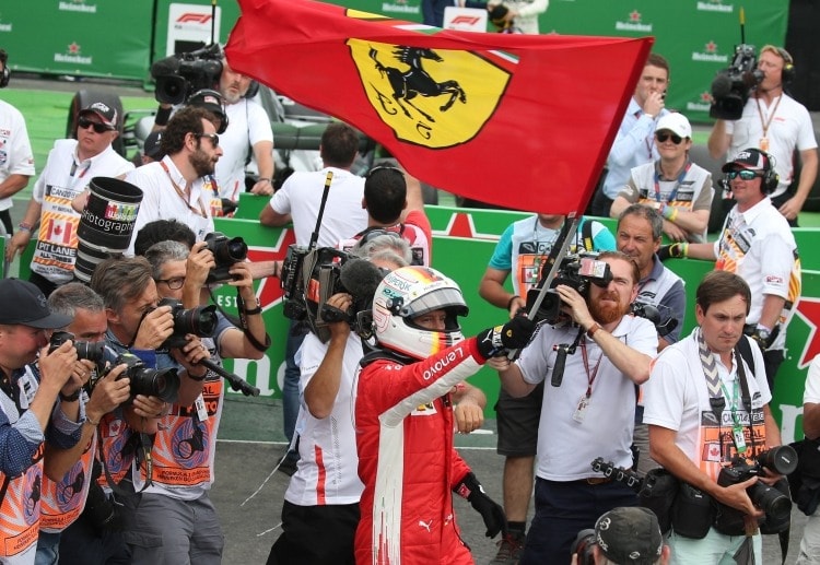 Vettel chiến thắng trang web cá cược trực tuyến tại Grand Prix Canada