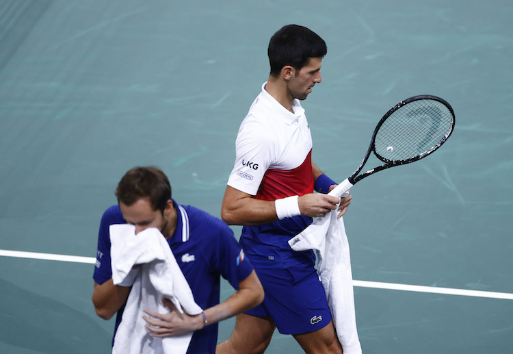 Tỉ số chung kết đơn nam Paris Masters Djokovic 2-1 Medvedev