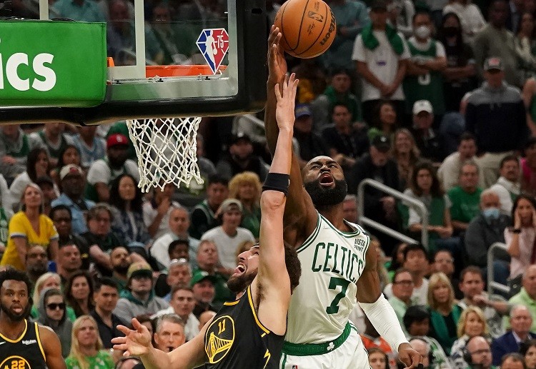 Dự đoán bóng rổ Game 4 NBA Finals 2022 Boston Celtics vs Golden State Warriors.