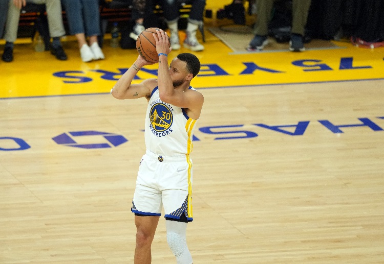 Stephen Curry incar juara NBA