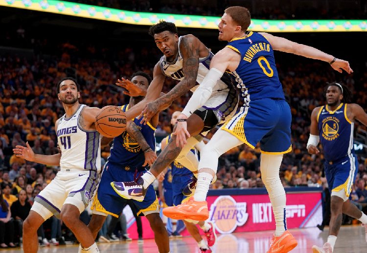 Ngựa ô Kings đang đứng trước cơ hội lật đổ nhà vua Warriors ở game 7 vòng playoffs NBA