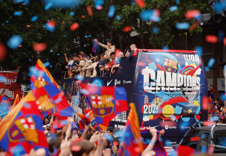 Barcelona are looking forward in lifting the La Liga trophy at Camp Nou