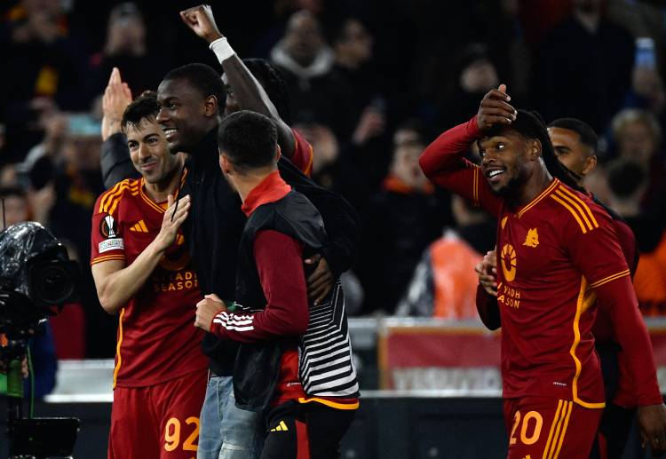 Europa League: AS Roma giành vé vào bán kết