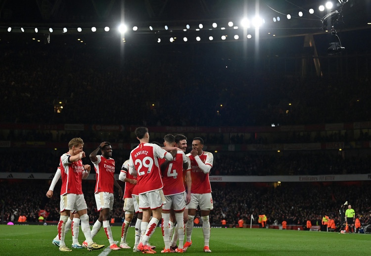 Arsenal eye to dominate Tottenham Hotspur in their pursuit to win the Premier League title race this season