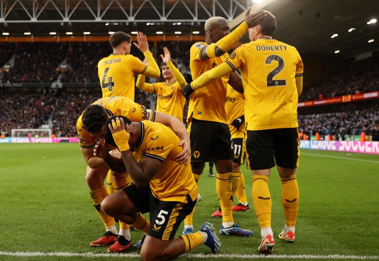 Premier League: Wolverhampton đang phòng ngự sơ hở